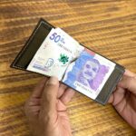 Porta billetes para hombre