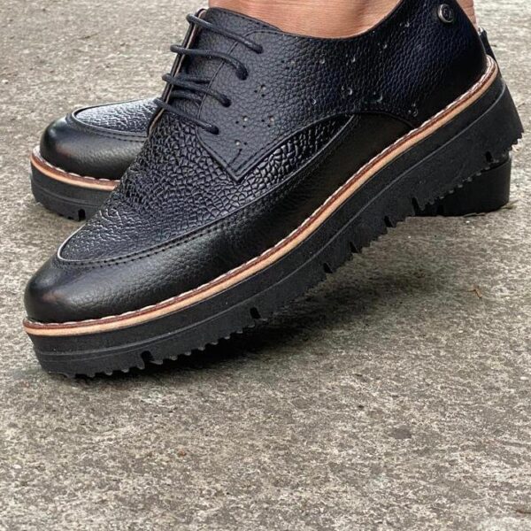 Zapatos en cuero para dama