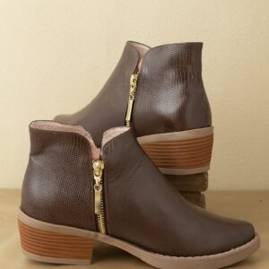 BOTAS EN CUERO PARA DAMA
