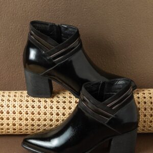 BOTAS EN CUERO PARA DAMA