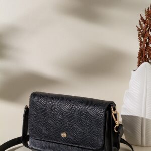 BOLSO MANOS LIBRES EN CUERO PARA DAMA